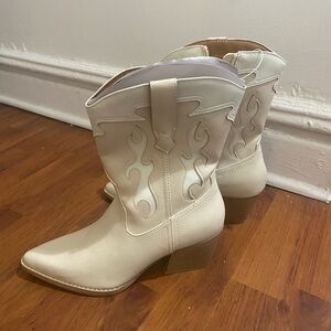 White flame country boots